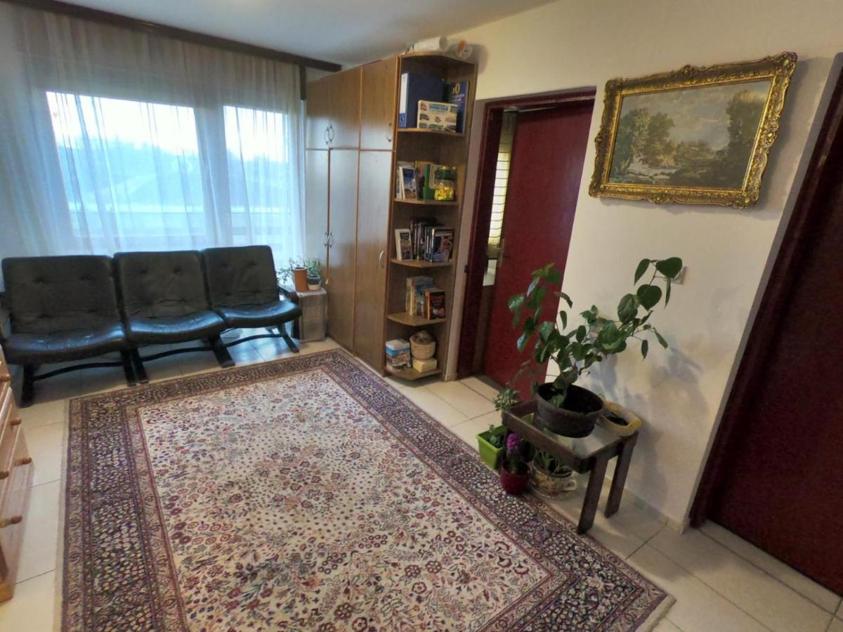 Moj Salas Novi Sad Eksteriør billede